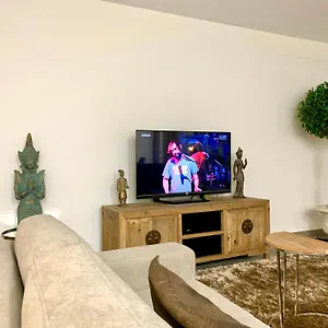 Lux Apartamento